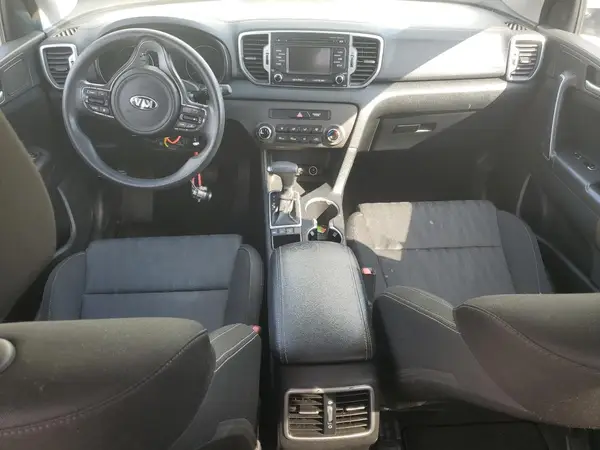 KNDPMCAC0H7065673 2017 KIA SPORTAGE - Image 8