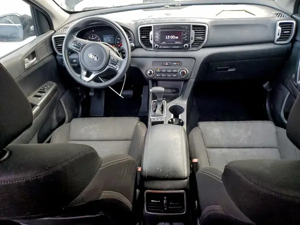 KNDPMCAC0H7067374 2017 KIA SPORTAGE - Image 8