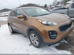 KNDPMCAC0H7077306 2017 KIA SPORTAGE