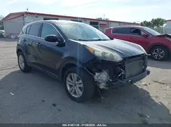 KNDPMCAC0H7078617 2017 KIA SPORTAGE