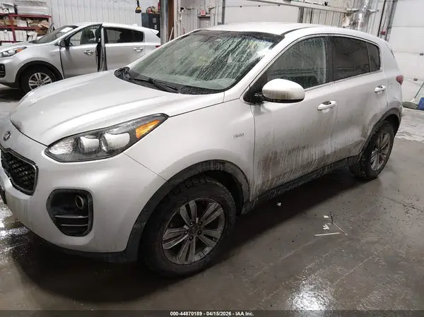 KNDPMCAC0H7079007 2017 KIA SPORTAGE - Image 2