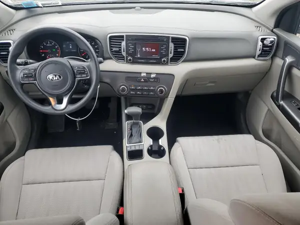 KNDPMCAC0H7080562 2017 KIA SPORTAGE - Image 8