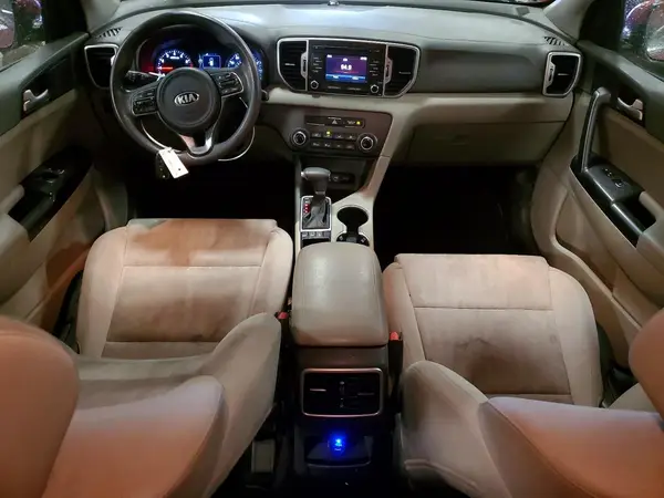 KNDPMCAC0H7107615 2017 KIA SPORTAGE - Image 8
