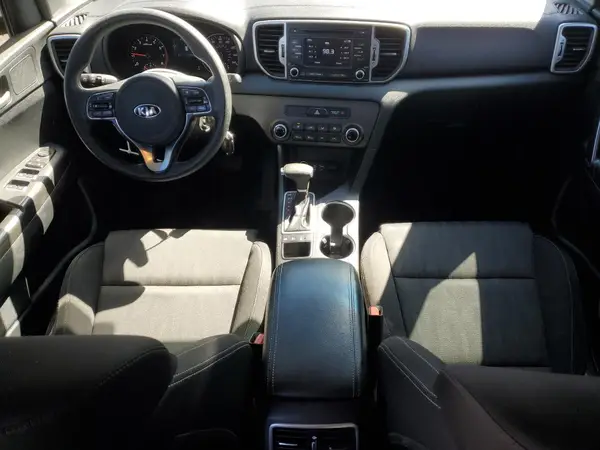 KNDPMCAC0H7108313 2017 KIA SPORTAGE - Image 8