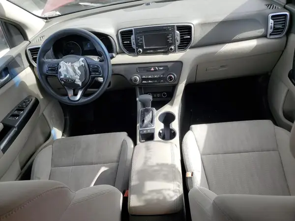 KNDPMCAC0H7110790 2017 KIA SPORTAGE - Image 8