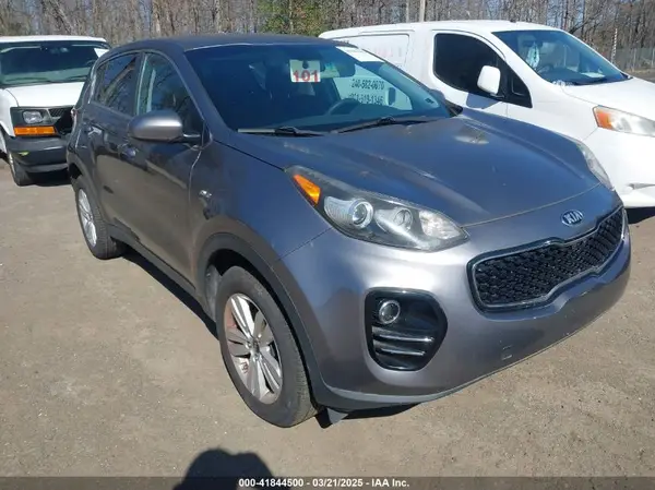 KNDPMCAC0H7118565 2017 KIA SPORTAGE - Image 1