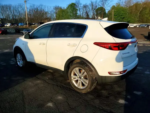 KNDPMCAC0H7131980 2017 KIA SPORTAGE - Image 2