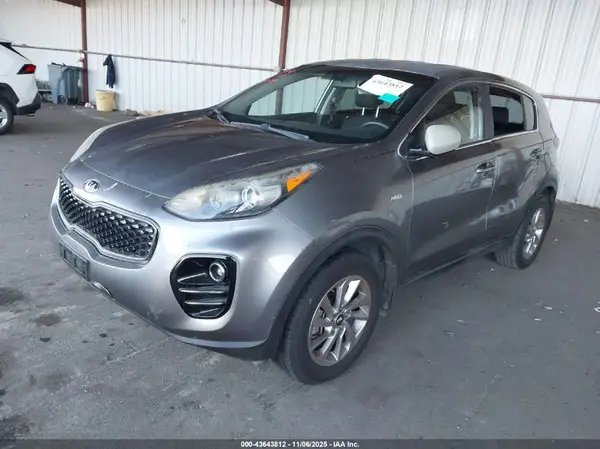 KNDPMCAC0H7154336 2017 KIA SPORTAGE - Image 2