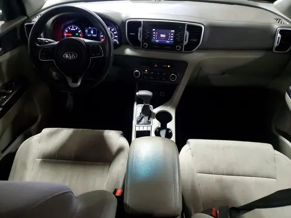 KNDPMCAC0H7160122 2017 KIA SPORTAGE - Image 8