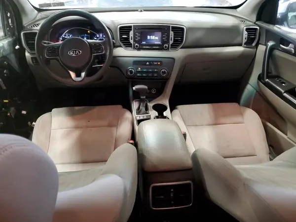 KNDPMCAC0H7168544 2017 KIA SPORTAGE - Image 8