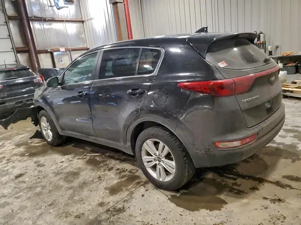 KNDPMCAC0H7224062 2017 KIA SPORTAGE - Image 2