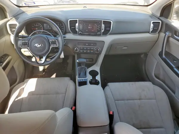 KNDPMCAC0H7229035 2017 KIA SPORTAGE - Image 8