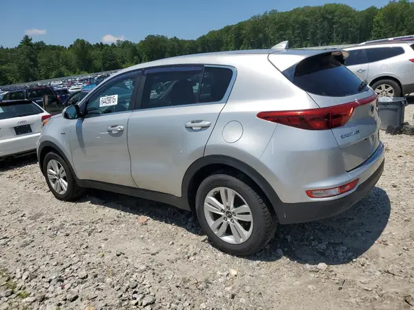 KNDPMCAC0H7239421 2017 KIA SPORTAGE - Image 2