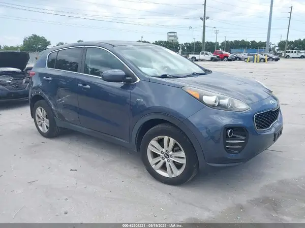 KNDPMCAC0H7239466 2017 KIA SPORTAGE - Image 1