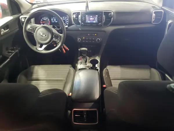 KNDPMCAC0H7239788 2017 KIA SPORTAGE - Image 8