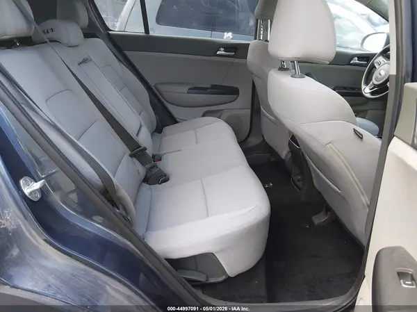 KNDPMCAC0H7247406 2017 KIA SPORTAGE - Image 8