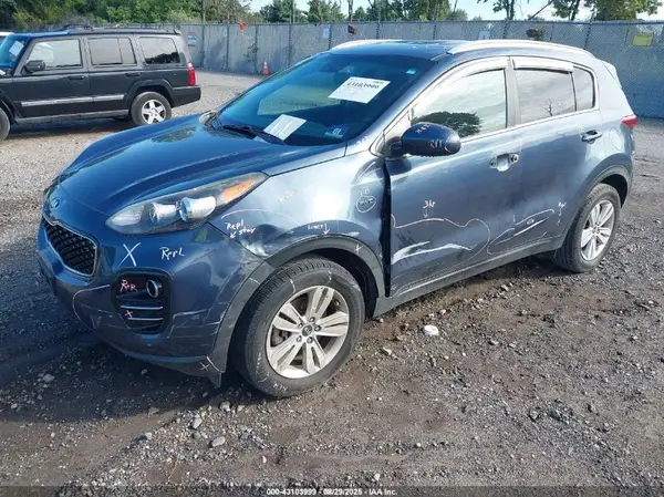 KNDPMCAC0H7254078 2017 KIA SPORTAGE - Image 2
