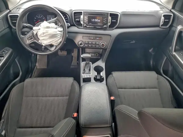 KNDPMCAC0H7256560 2017 KIA SPORTAGE - Image 8