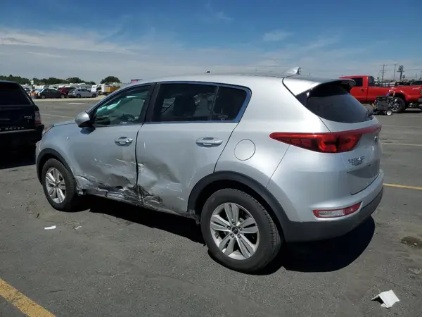 KNDPMCAC0H7259121 2017 KIA SPORTAGE - Image 2