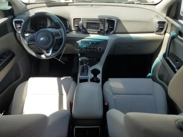 KNDPMCAC0H7259121 2017 KIA SPORTAGE - Image 8