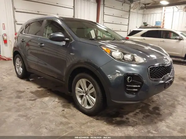 KNDPMCAC0H7270734 2017 KIA SPORTAGE - Image 1