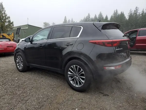 KNDPMCAC0H7274671 2017 KIA SPORTAGE - Image 2