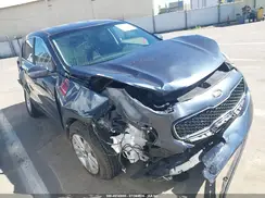 KNDPMCAC0H7277098 2017 KIA SPORTAGE