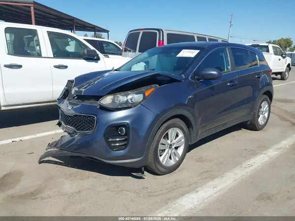 KNDPMCAC0H7277098 2017 KIA SPORTAGE - Image 2