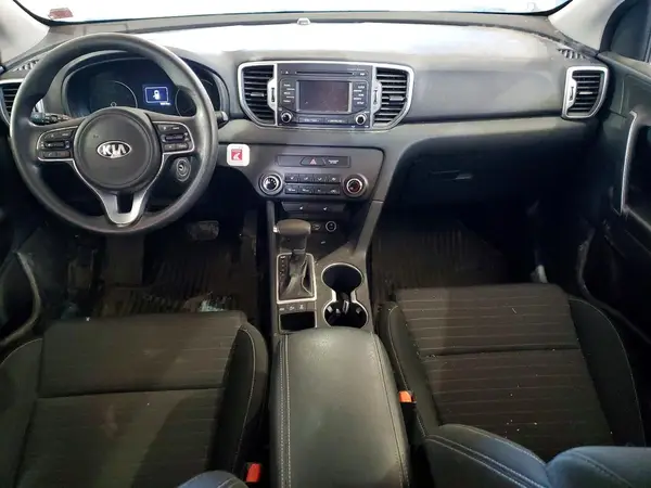 KNDPMCAC0H7292295 2017 KIA SPORTAGE - Image 8