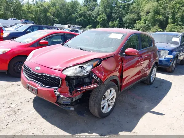 KNDPMCAC0J7312504 2018 KIA SPORTAGE - Image 2
