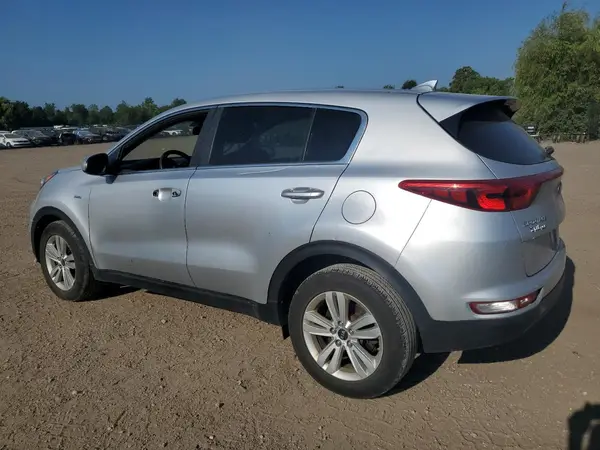 KNDPMCAC0J7315385 2018 KIA SPORTAGE - Image 2