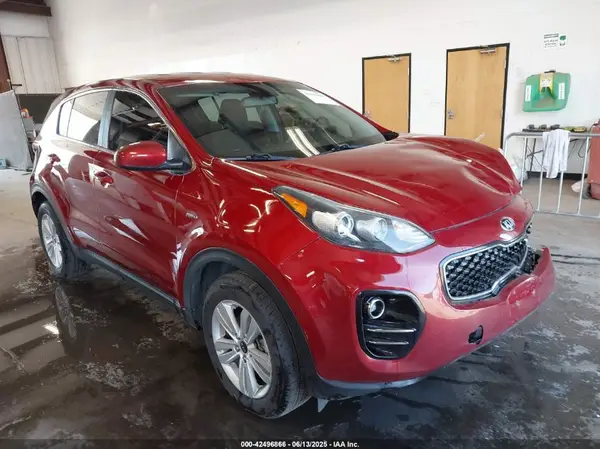 KNDPMCAC0J7327536 2018 KIA SPORTAGE - Image 1