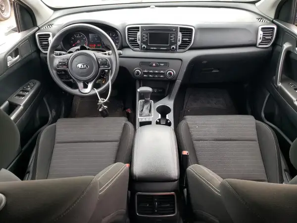 KNDPMCAC0J7337760 2018 KIA SPORTAGE - Image 8