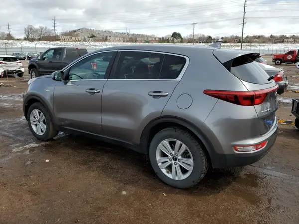 KNDPMCAC0J7340142 2018 KIA SPORTAGE - Image 2