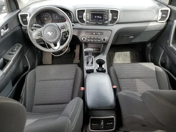 KNDPMCAC0J7340142 2018 KIA SPORTAGE - Image 8