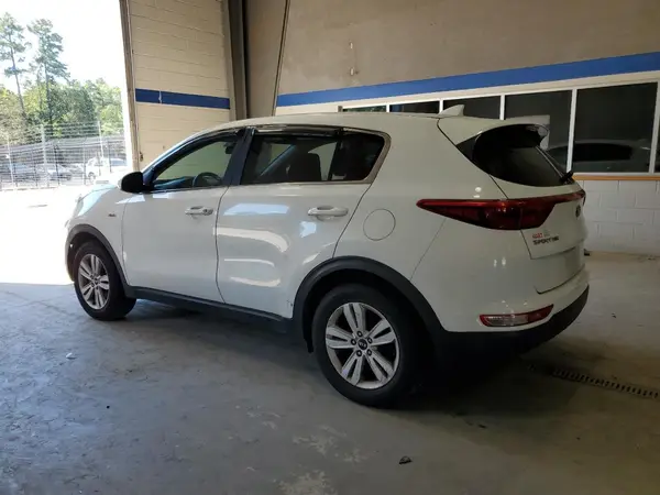 KNDPMCAC0J7346331 2018 KIA SPORTAGE - Image 2