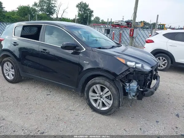 KNDPMCAC0J7351724 2018 KIA SPORTAGE - Image 1
