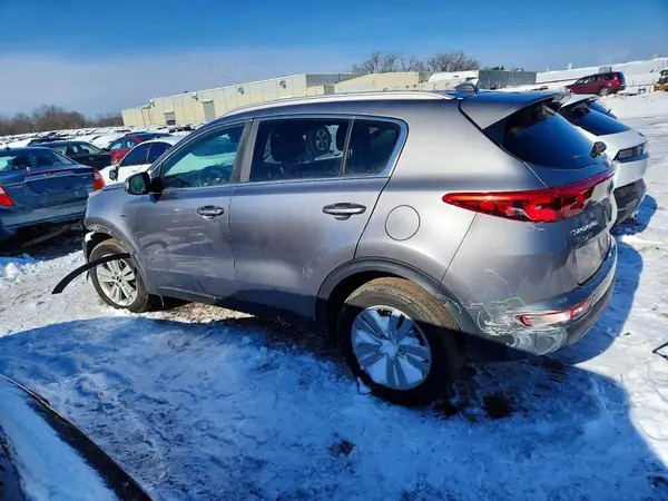 KNDPMCAC0J7354414 2018 KIA SPORTAGE - Image 2