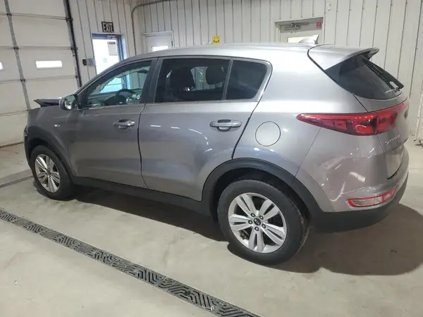 KNDPMCAC0J7364490 2018 KIA SPORTAGE - Image 2