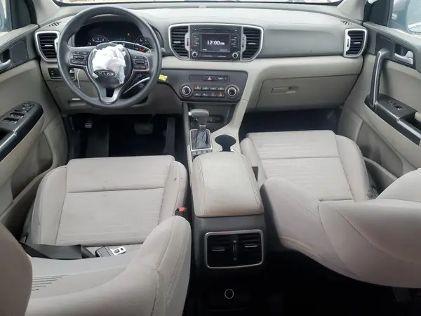KNDPMCAC0J7371455 2018 KIA SPORTAGE - Image 8