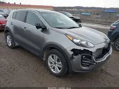 KNDPMCAC0J7379068 2018 KIA SPORTAGE