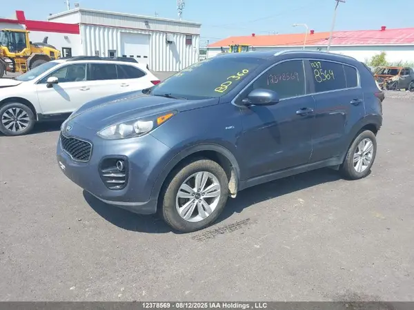 KNDPMCAC0J7390295 2018 KIA SPORTAGE - Image 2