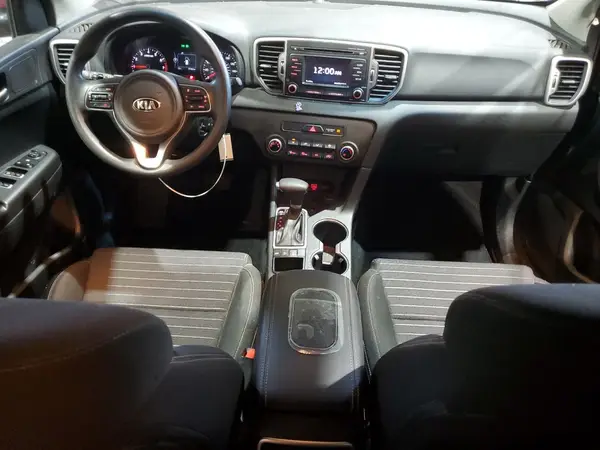 KNDPMCAC0J7399773 2018 KIA SPORTAGE - Image 8