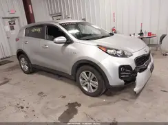 KNDPMCAC0J7400954 2018 KIA SPORTAGE