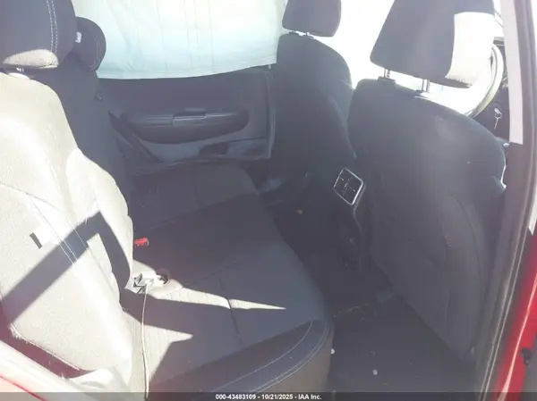 KNDPMCAC0J7414448 2018 KIA SPORTAGE - Image 8