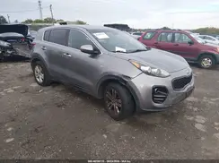 KNDPMCAC0J7416703 2018 KIA SPORTAGE