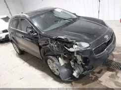 KNDPMCAC0J7418578 2018 KIA SPORTAGE