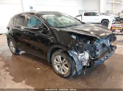 KNDPMCAC0J7418886 2018 KIA SPORTAGE