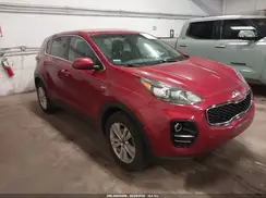 KNDPMCAC0J7427894 2018 KIA SPORTAGE