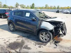 KNDPMCAC0J7429712 2018 KIA SPORTAGE